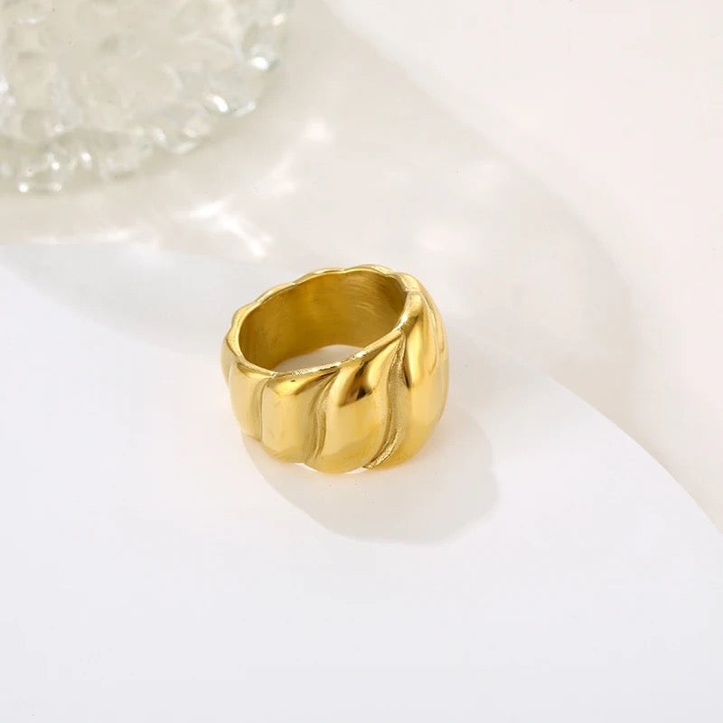 Golden Wave Ring