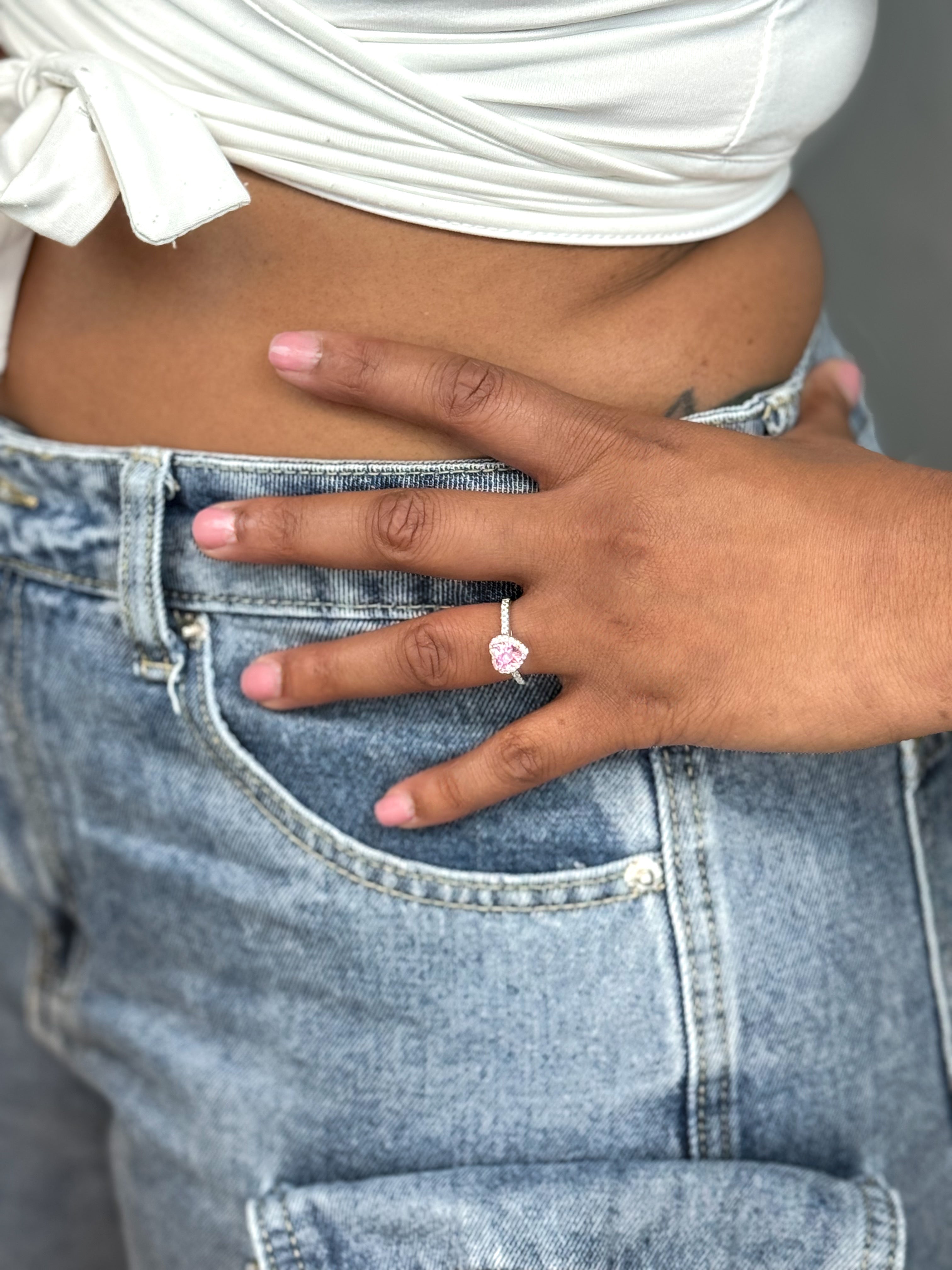 Anillo de plata de ley con diamantes Heart's Desire